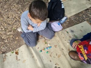 חשבון ביער, משחקים בקוביות